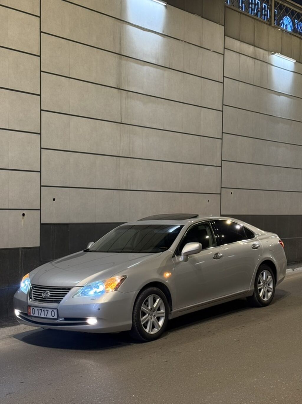Lexus ES