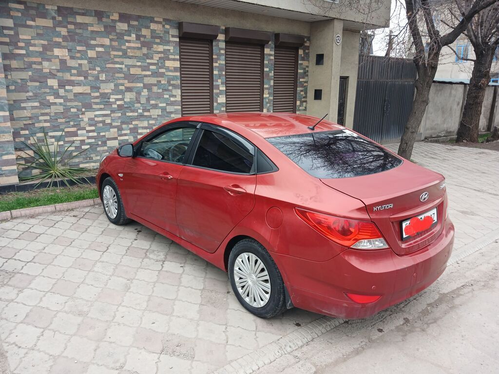Hyundai Solaris