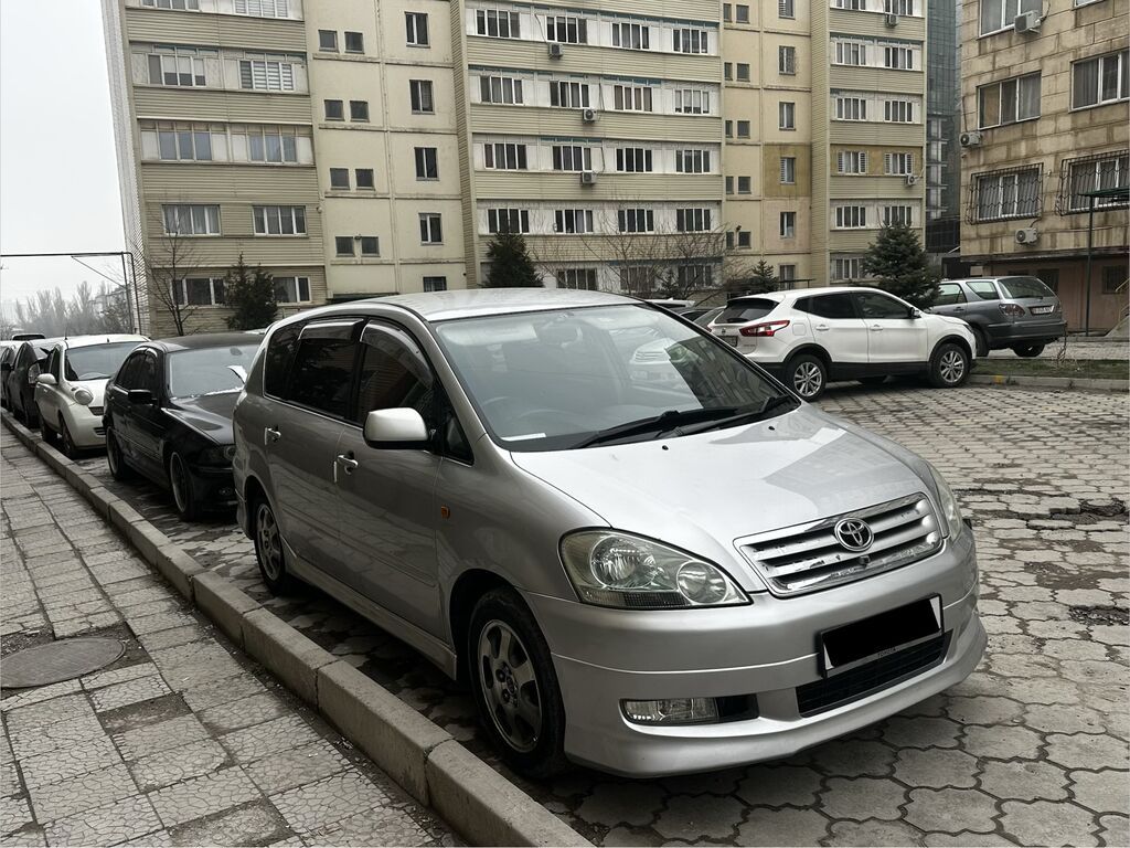 Toyota Ipsum
