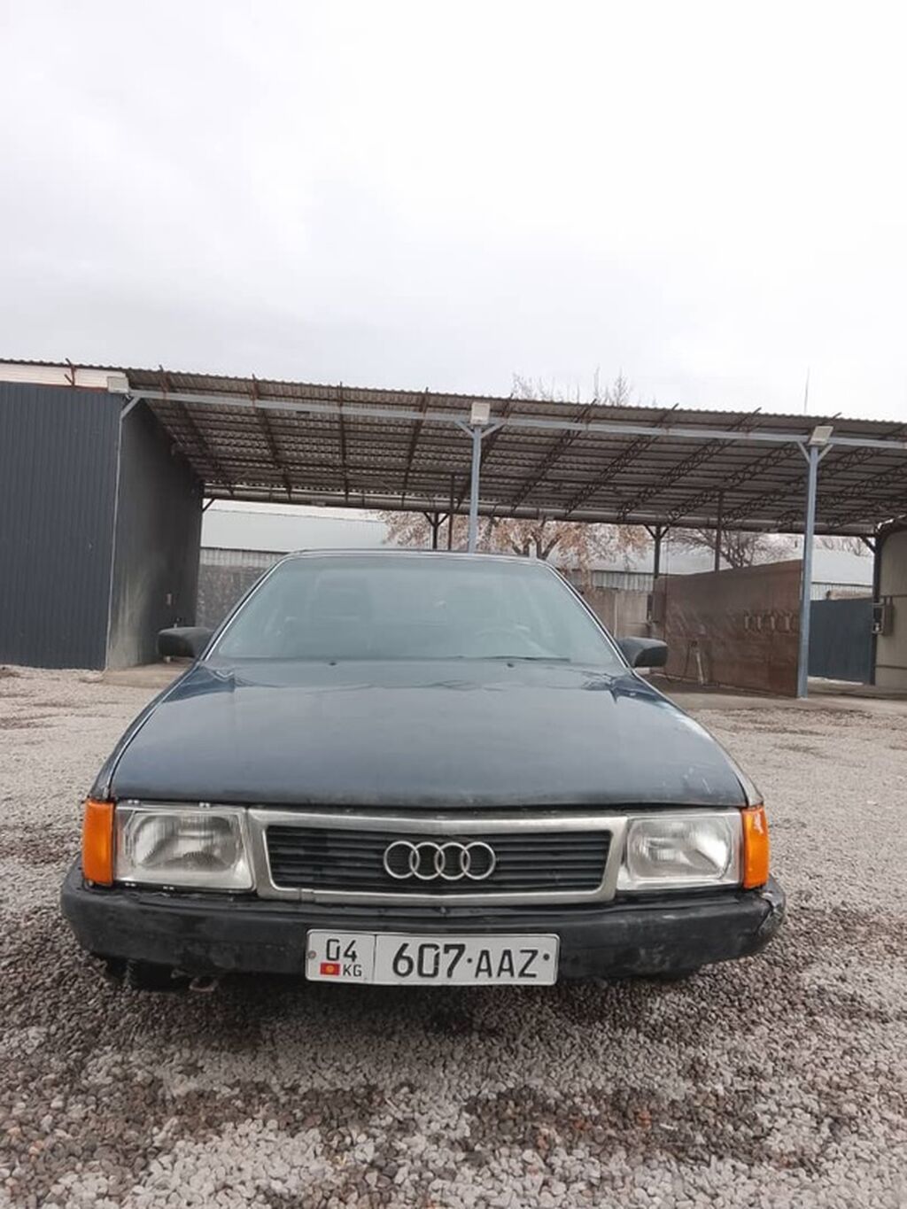 Audi 100