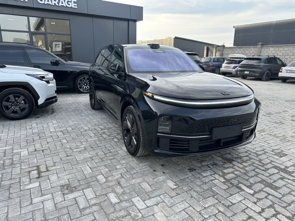 Lixiang L7
