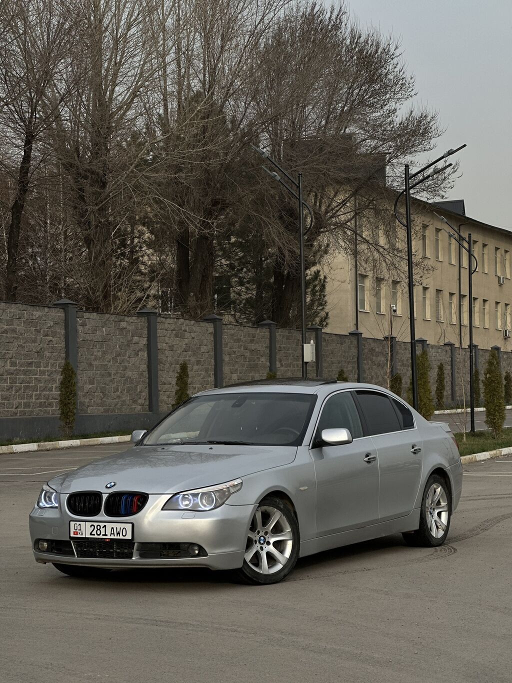 BMW 525