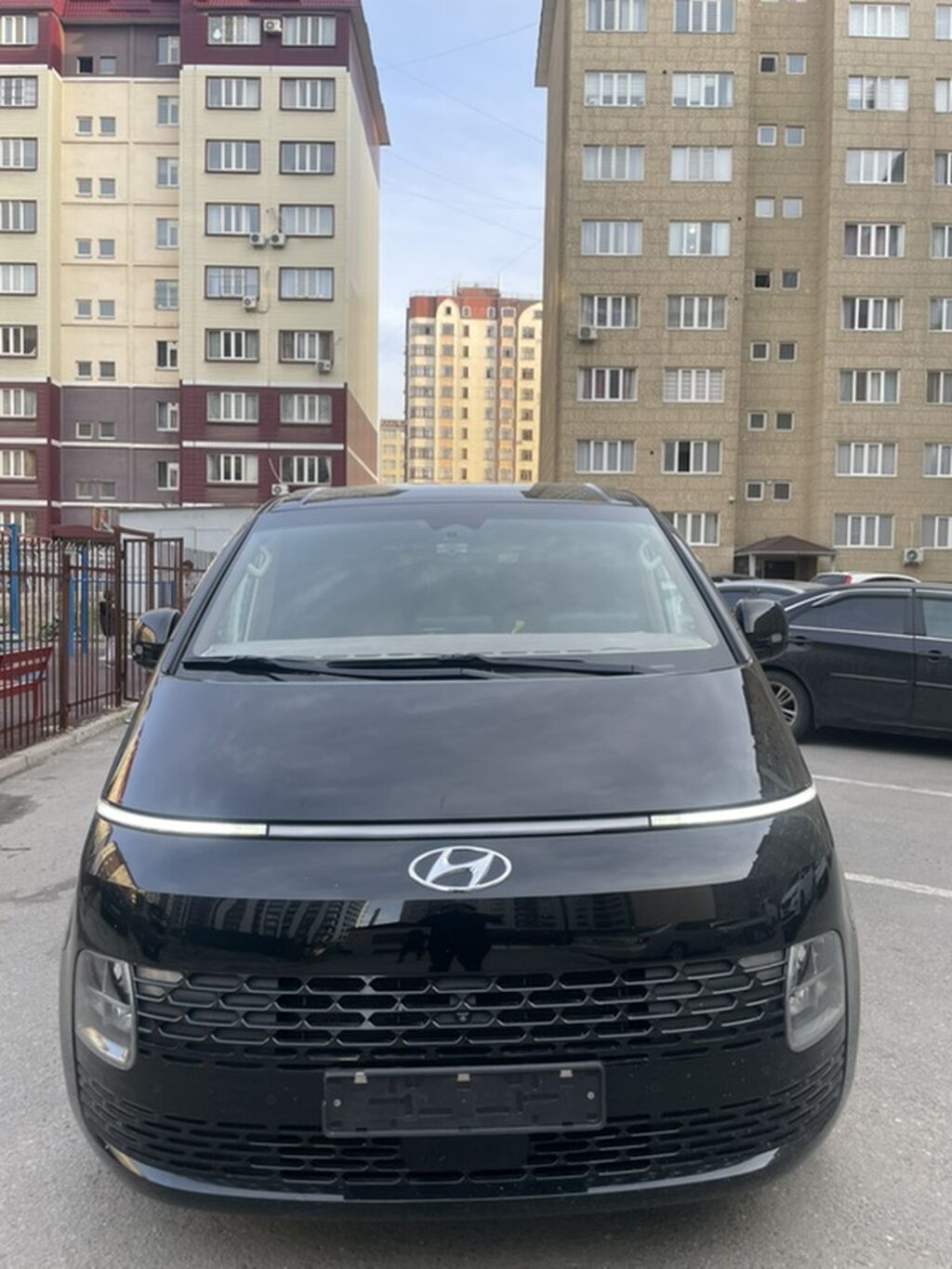 Hyundai Staria