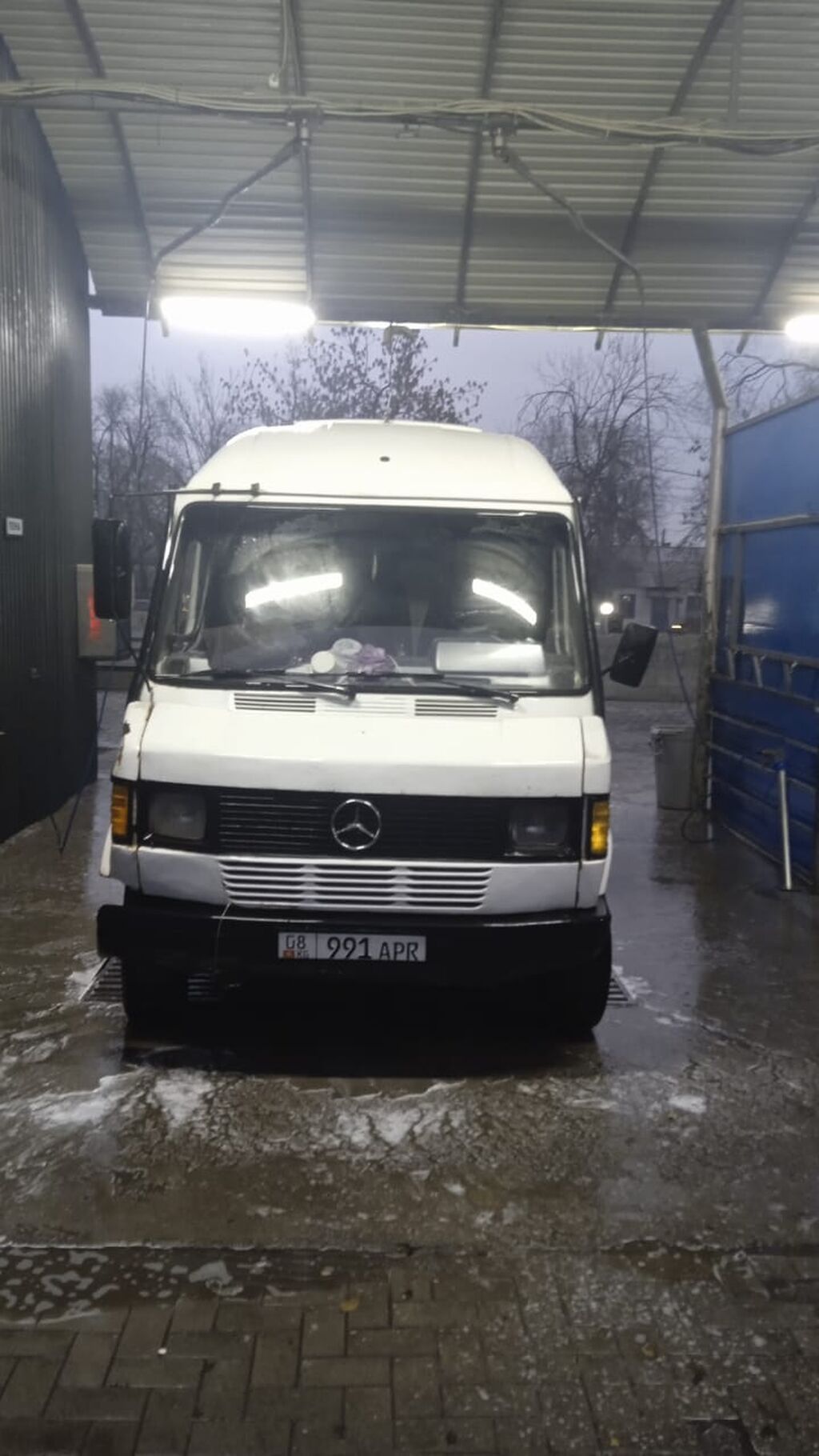 Mercedes-Benz T1