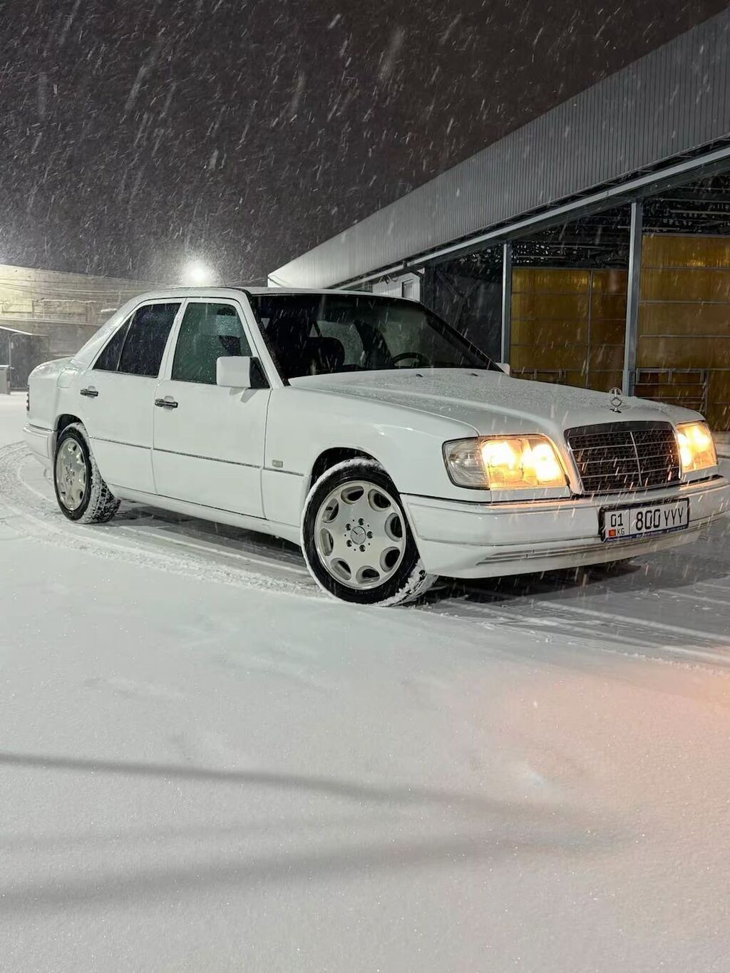 Mercedes-Benz W124