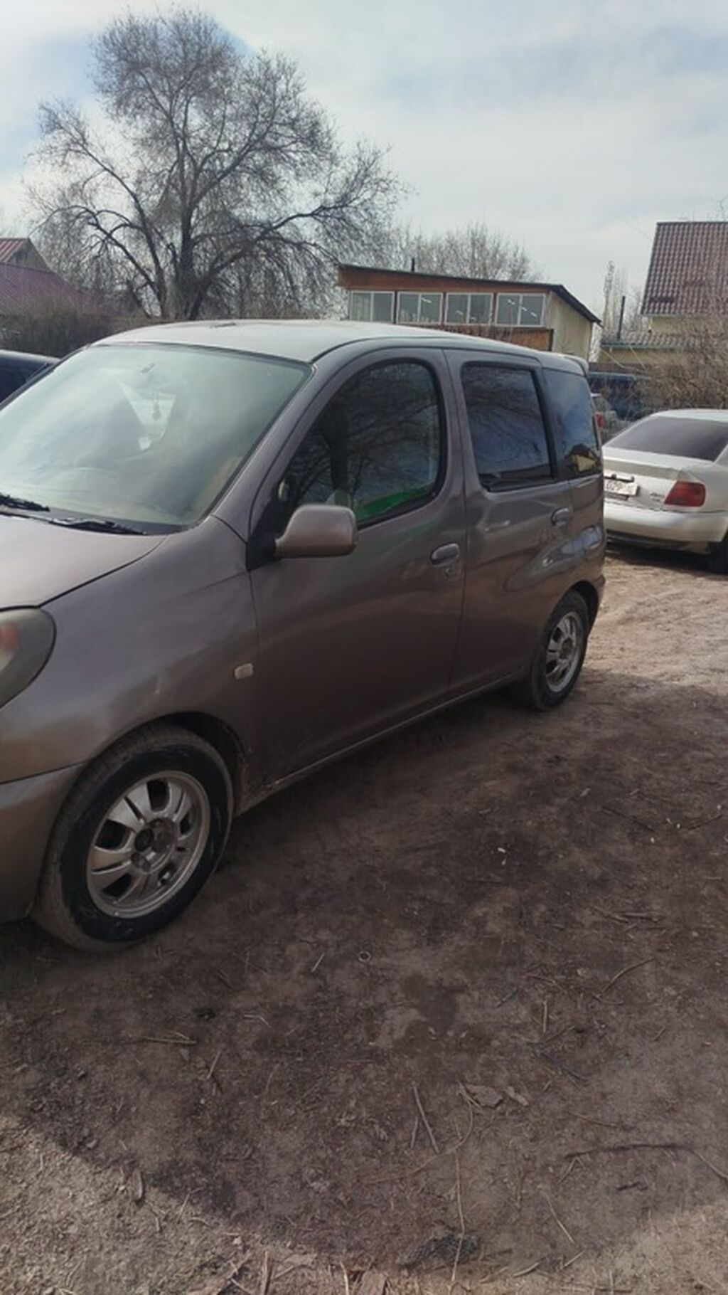 Toyota Funcargo