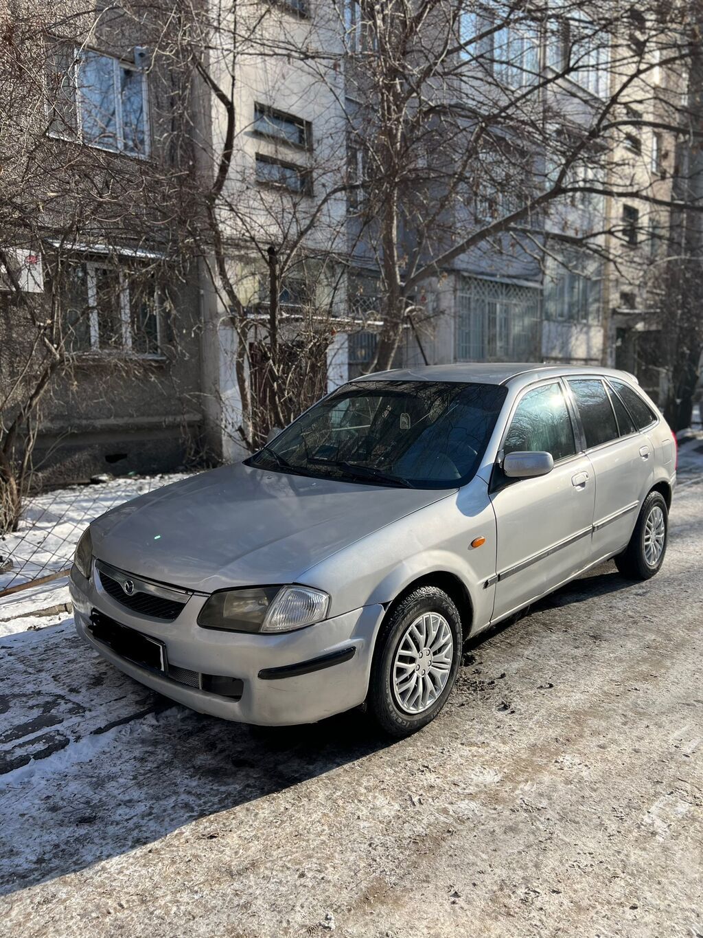 Mazda 323