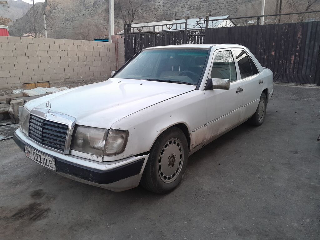 Mercedes-Benz W124
