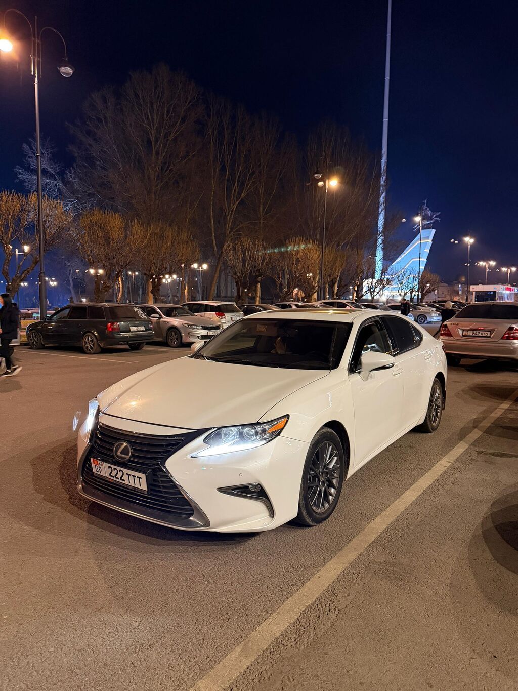 Lexus ES