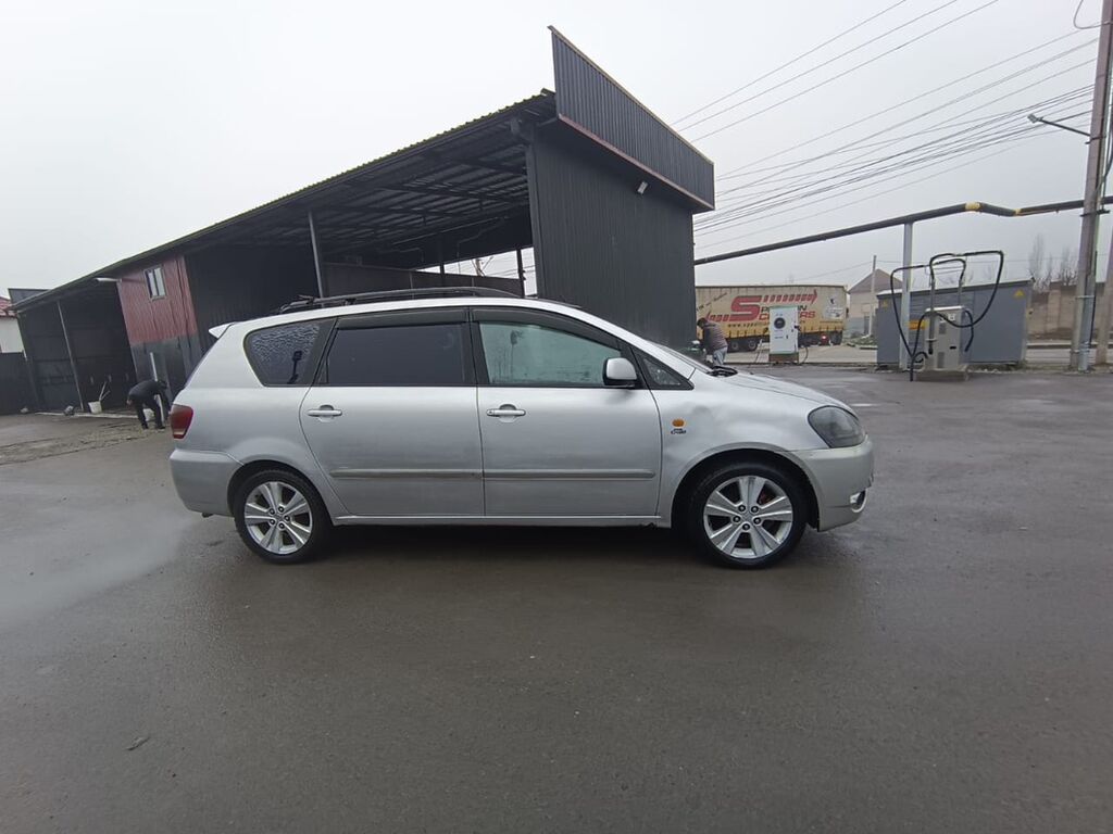 Toyota Ipsum