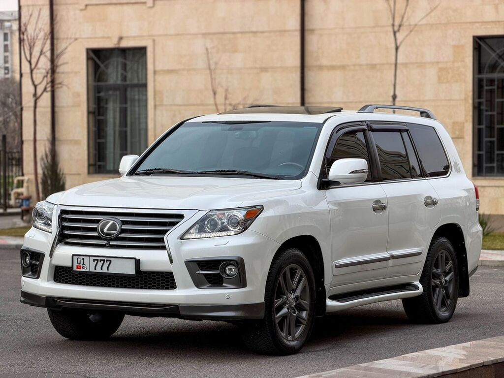 Lexus LX