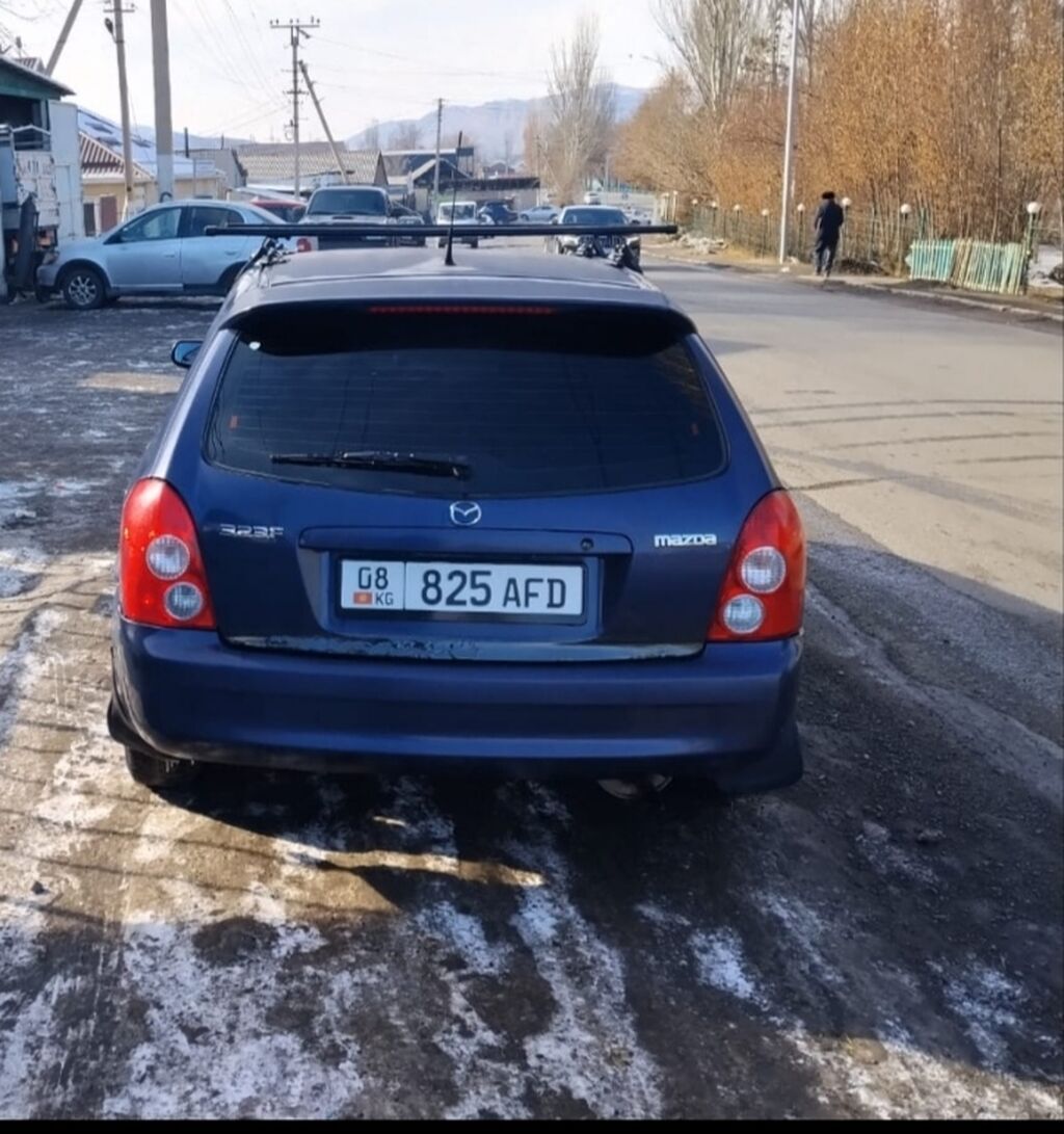 Mazda 323