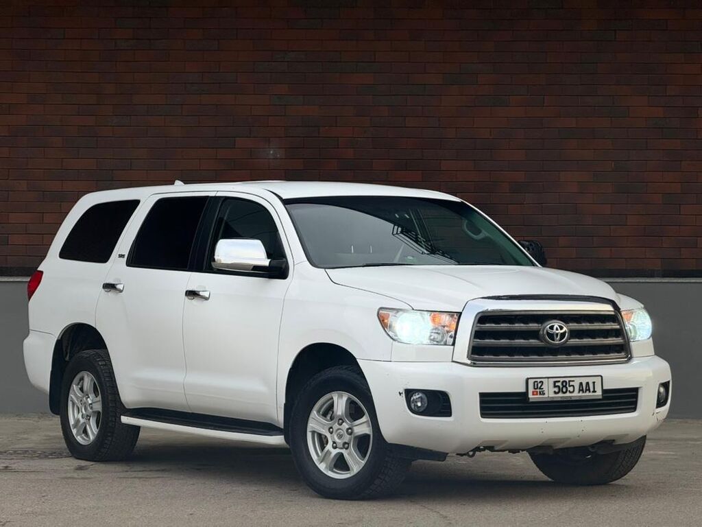 Toyota Sequoia