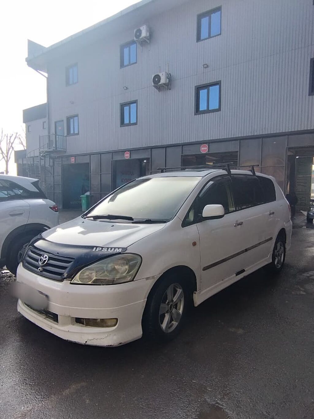 Toyota Ipsum