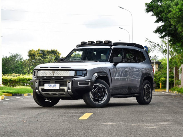 Changan Deepal G318