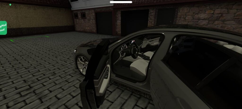 Седан бизнес‑класса с ярким спортивным обвесом и светодиодной оптикой