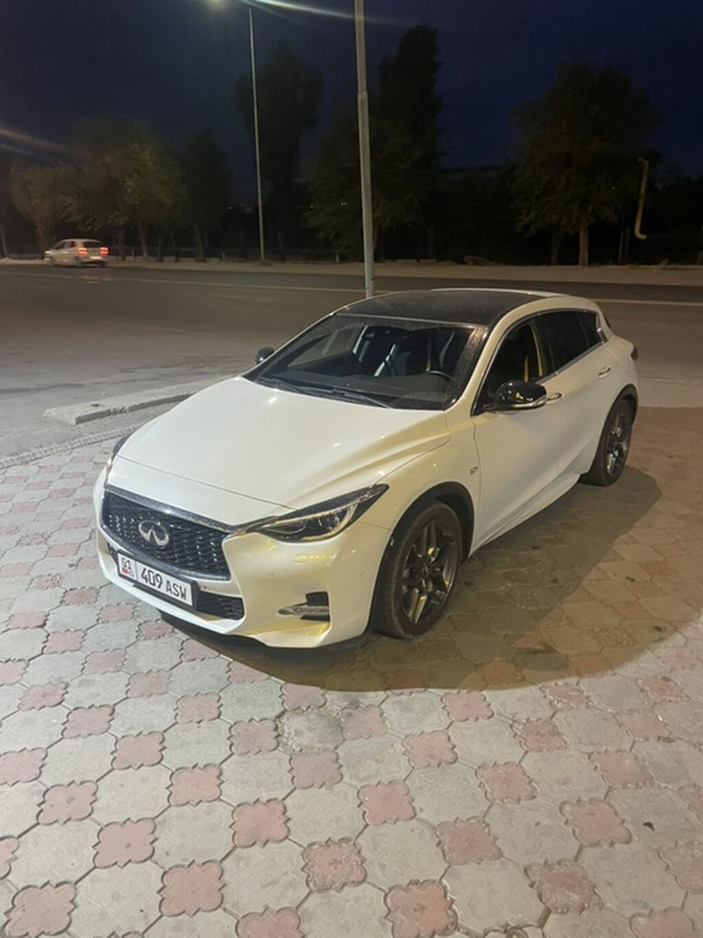 Infiniti 