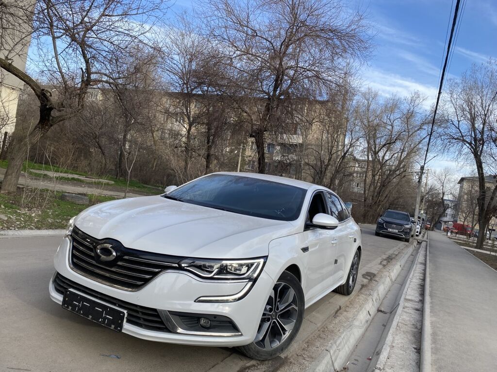 Renault SM6