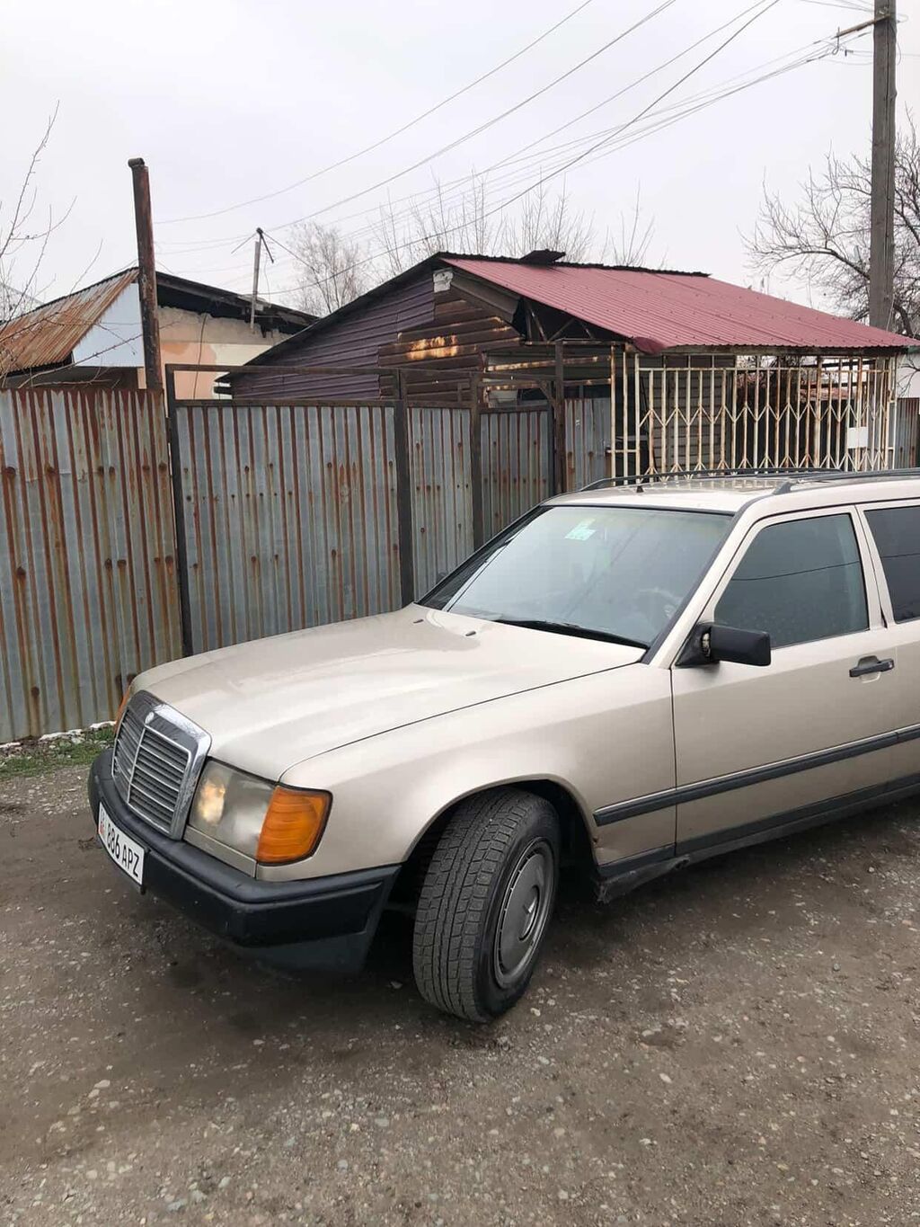 Mercedes-Benz W124