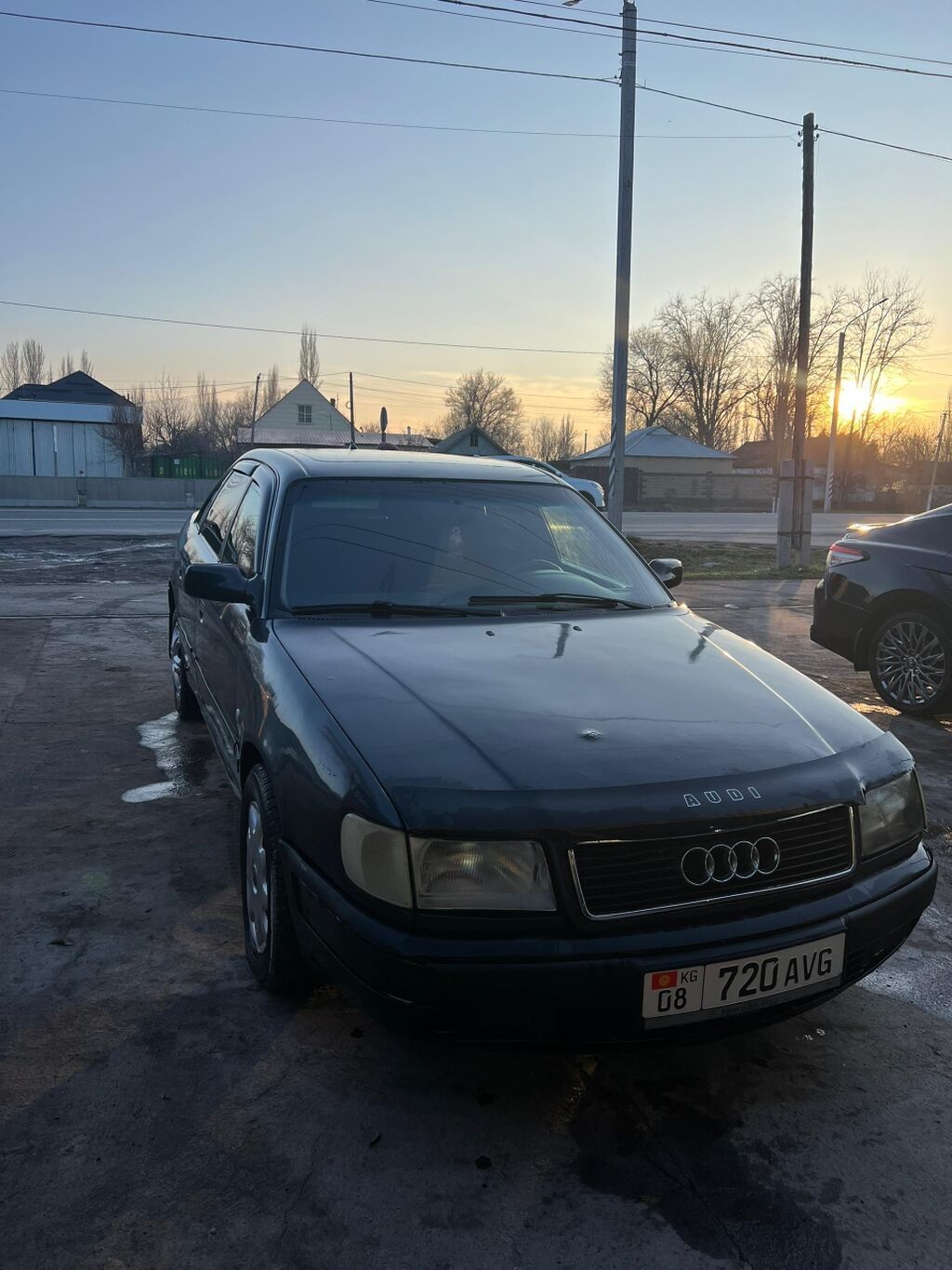 Audi 100