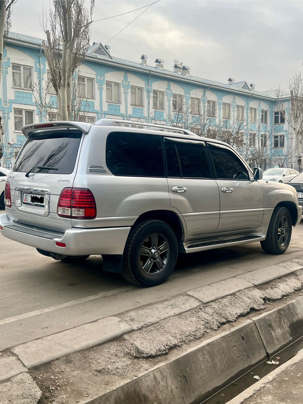 Lexus LX