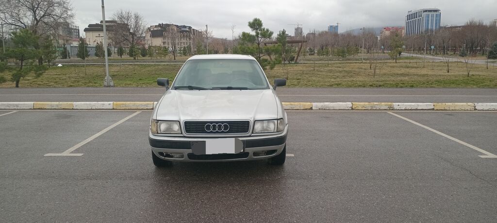 Audi 80