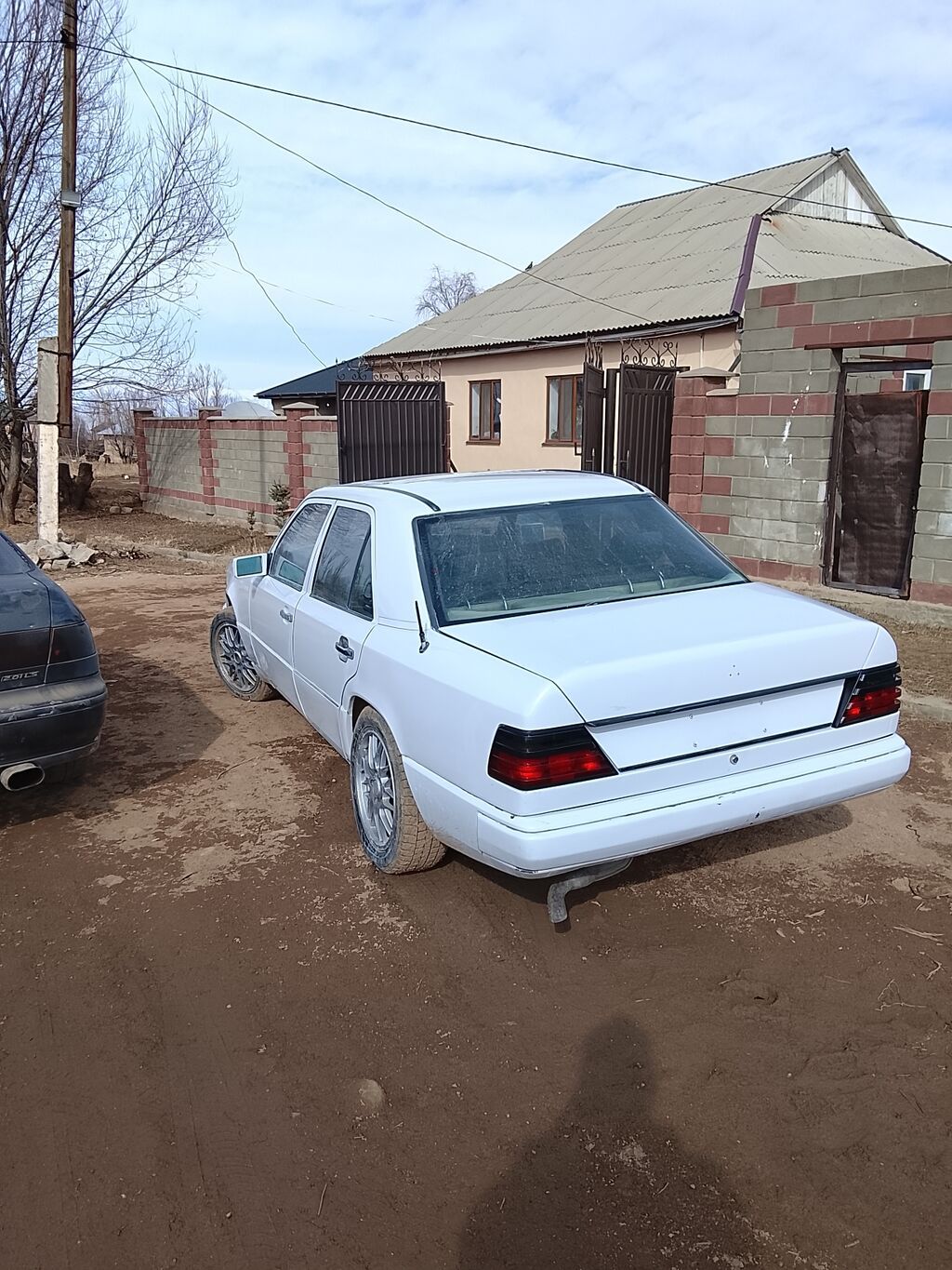 Mercedes-Benz W124