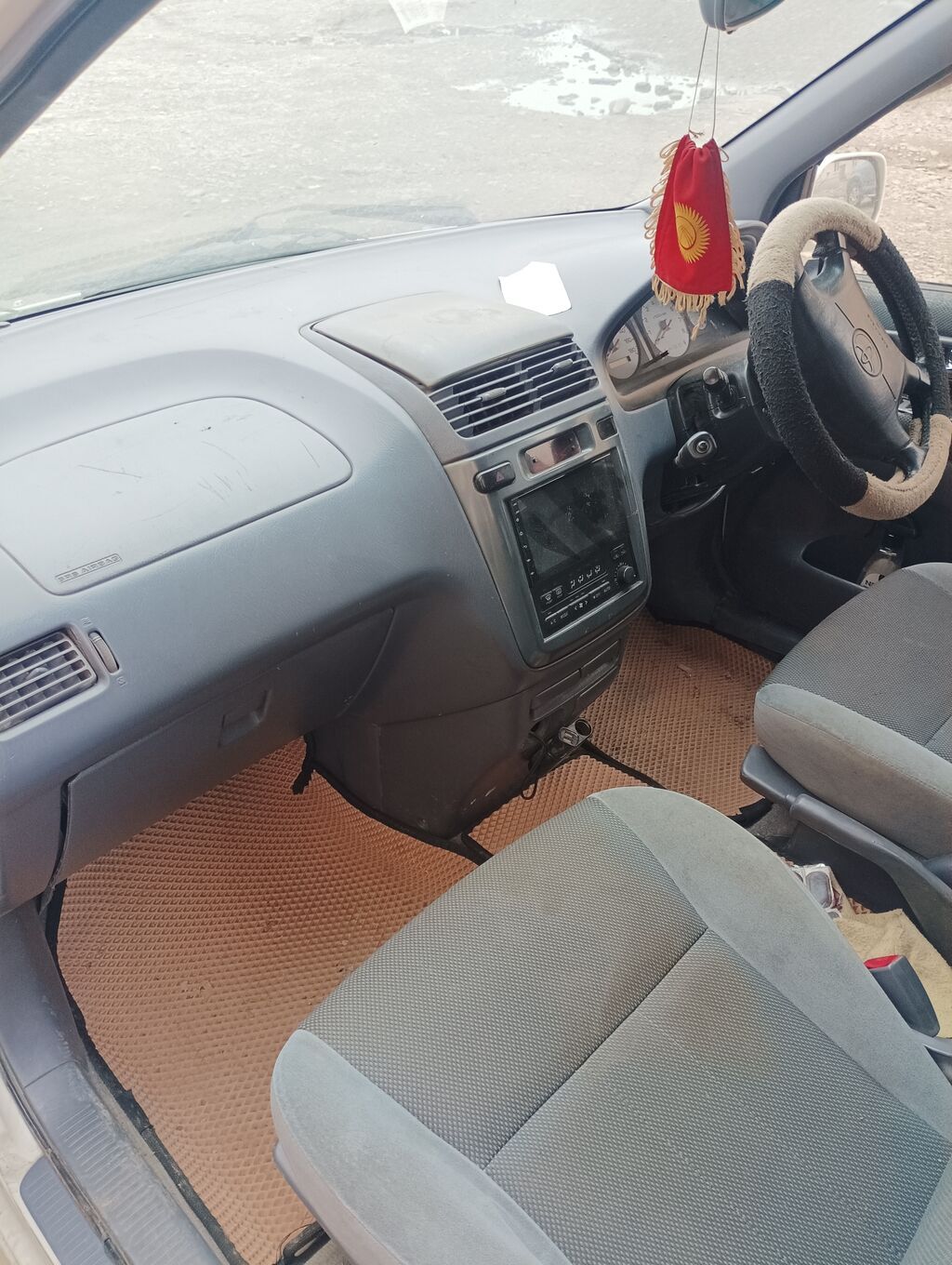 Toyota Ipsum