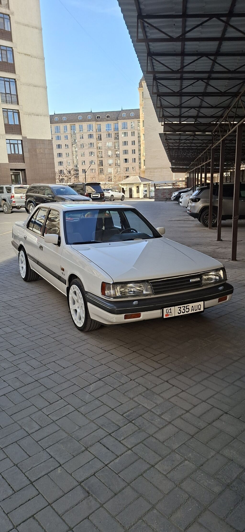 Mazda 929