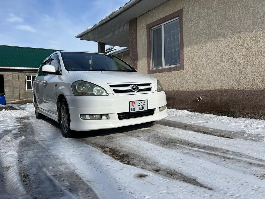 Toyota Ipsum