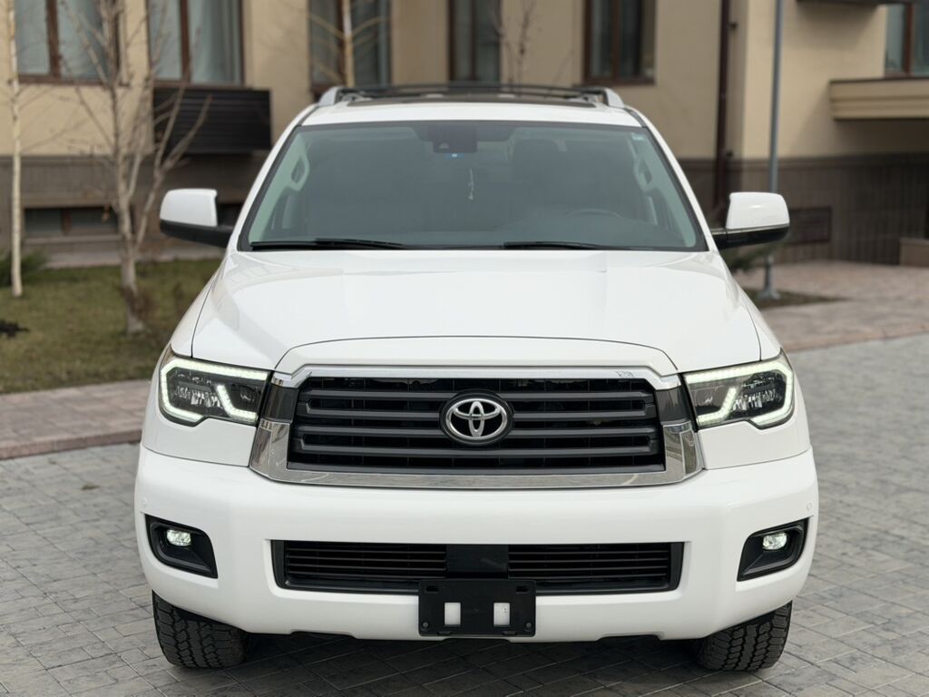 Toyota Sequoia