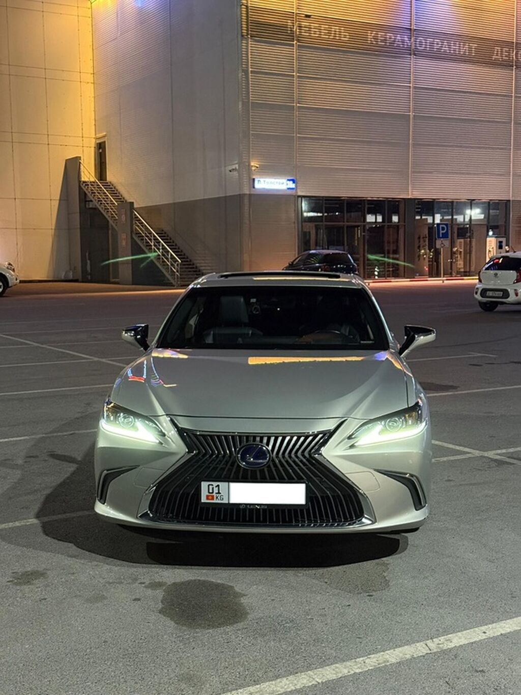 Lexus ES