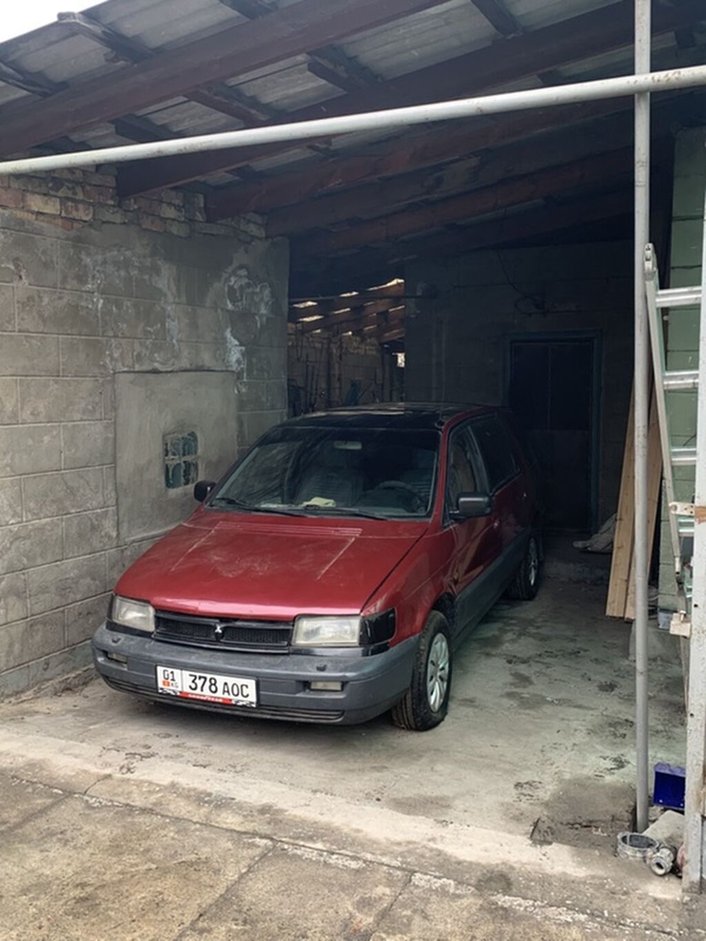 Mitsubishi Space Wagon