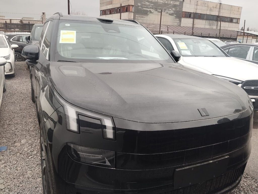 В наличии по ТПО Lynk&co 900 Ultra Объем 2.0л Цвет Черный на темно