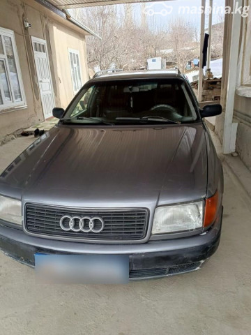 Audi 100