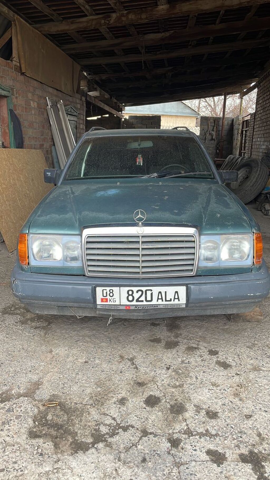 Mercedes-Benz W124