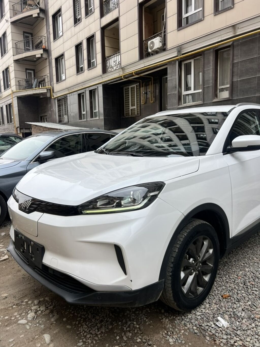 Weltmeister EX5, 2021 г., 63000 км, Передний