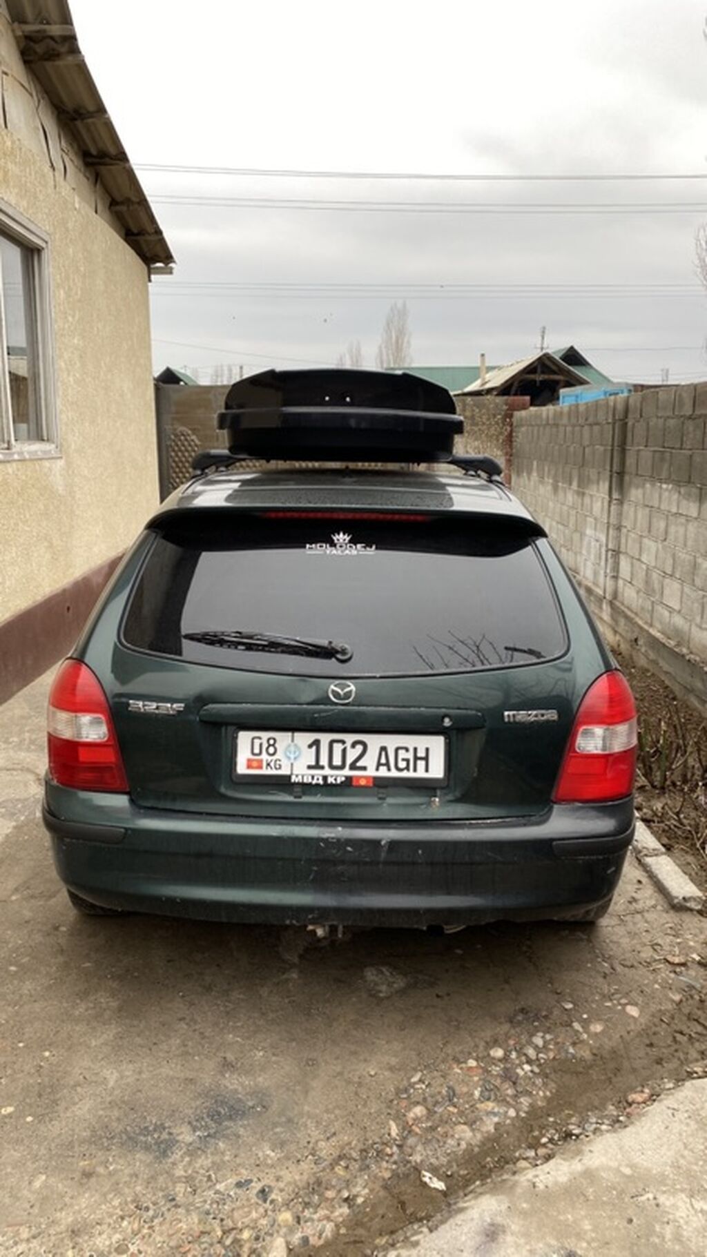 Mazda 323