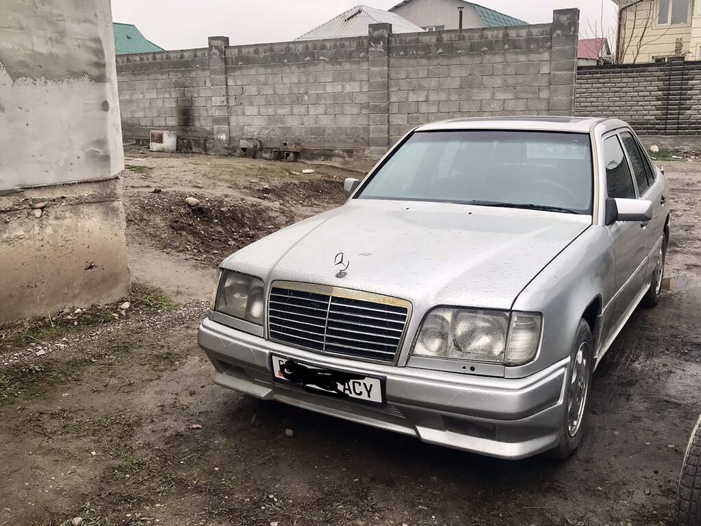 Mercedes-Benz W124