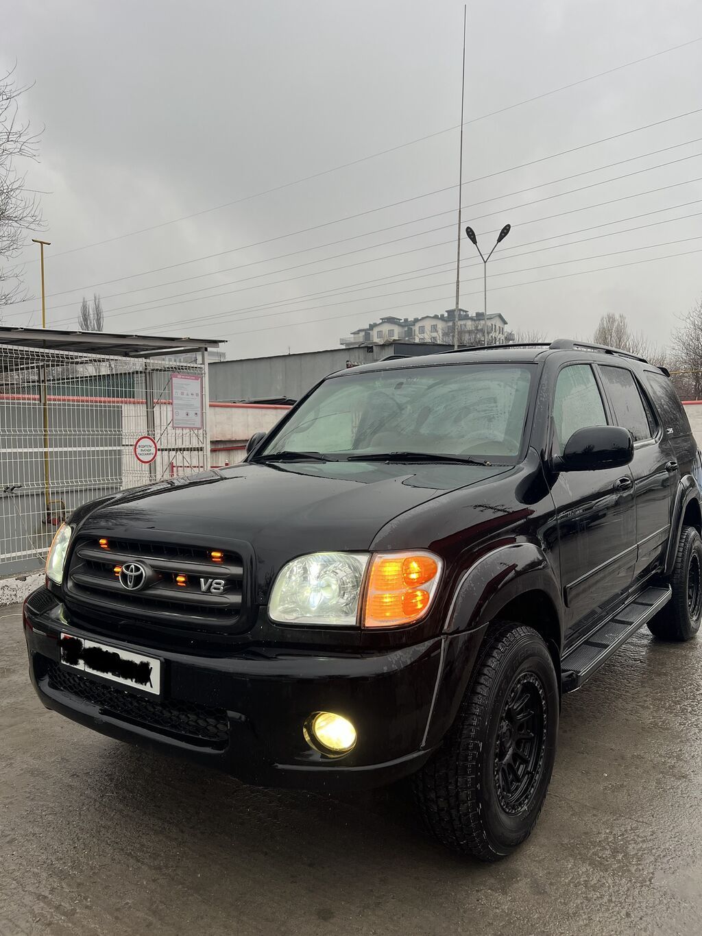 Toyota Sequoia