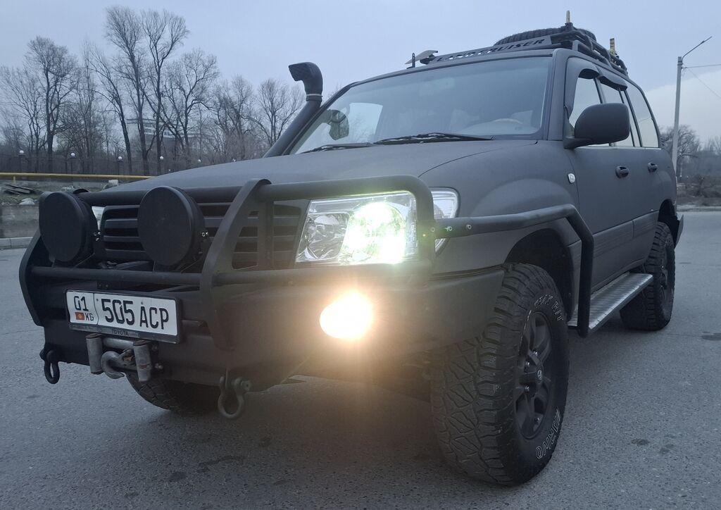 Toyota Land Cruiser