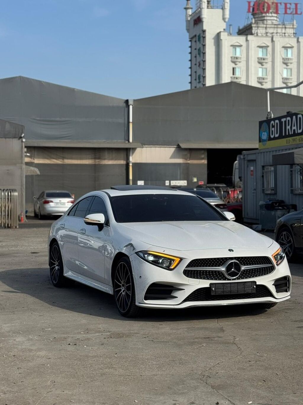 Mercedes-Benz CLS-Class