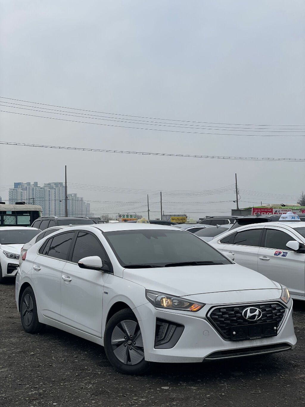 Hyundai Ioniq