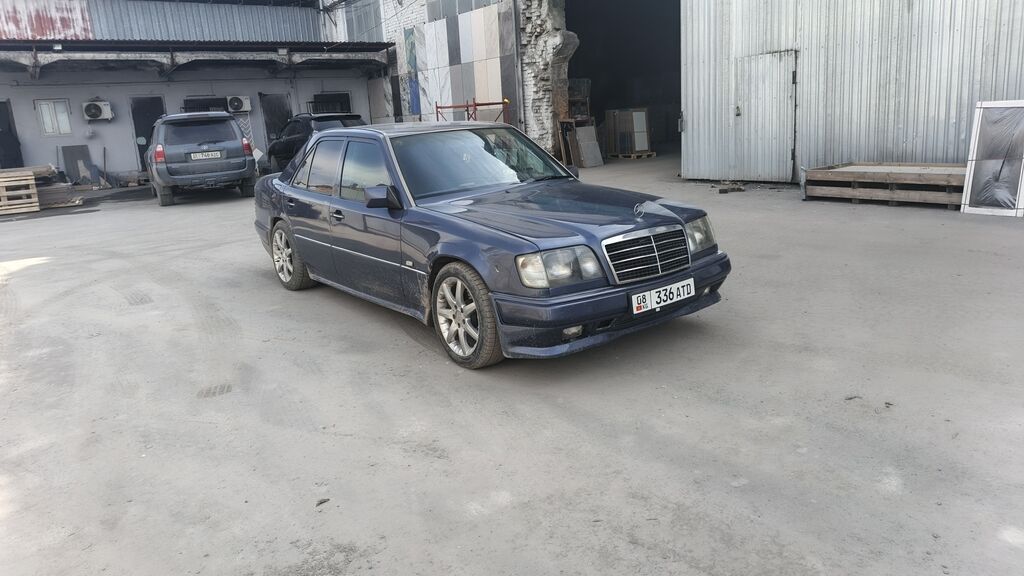 Mercedes-Benz W124