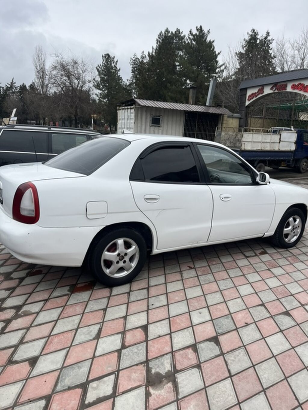 Daewoo Nubira