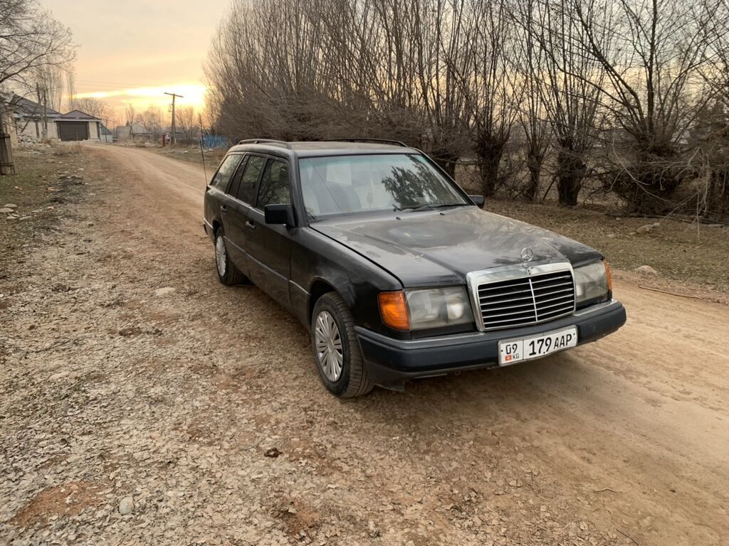 Mercedes-Benz W124