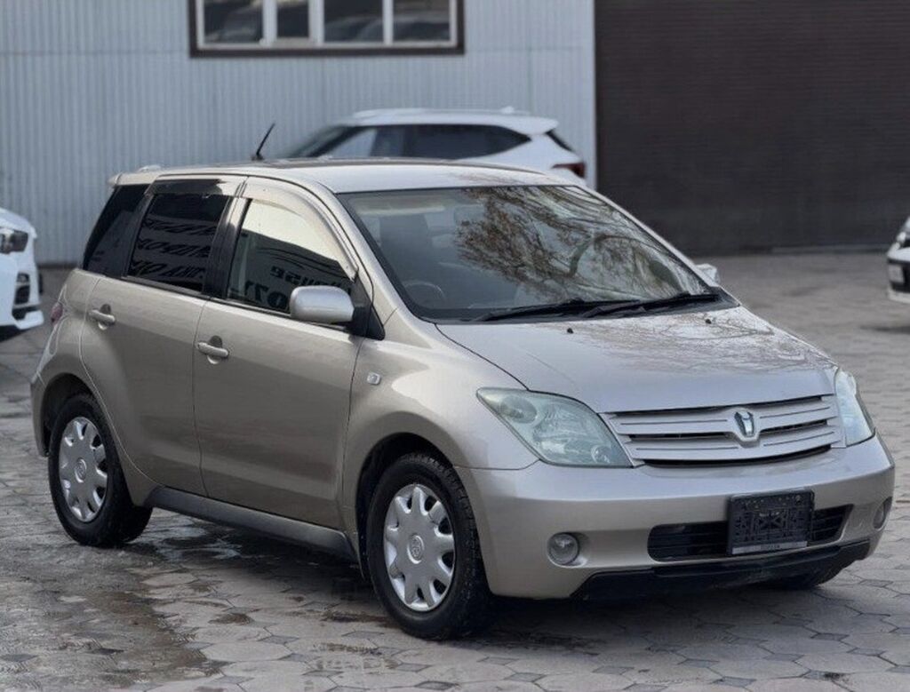Toyota Ist