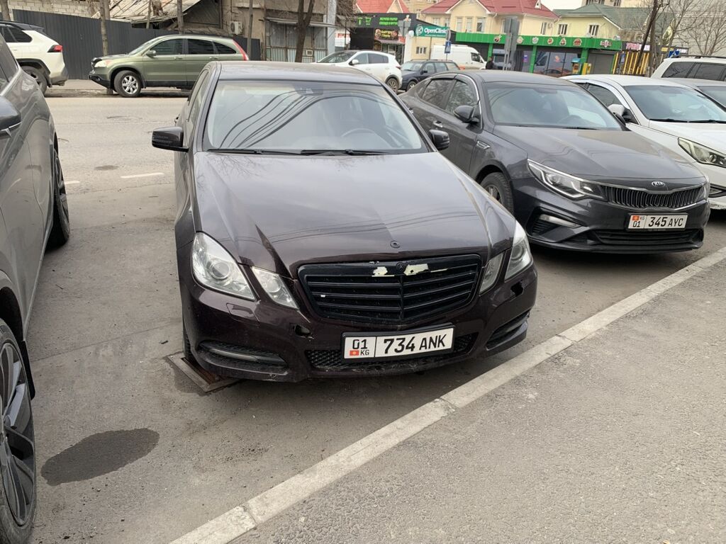 Mercedes-Benz E-Class