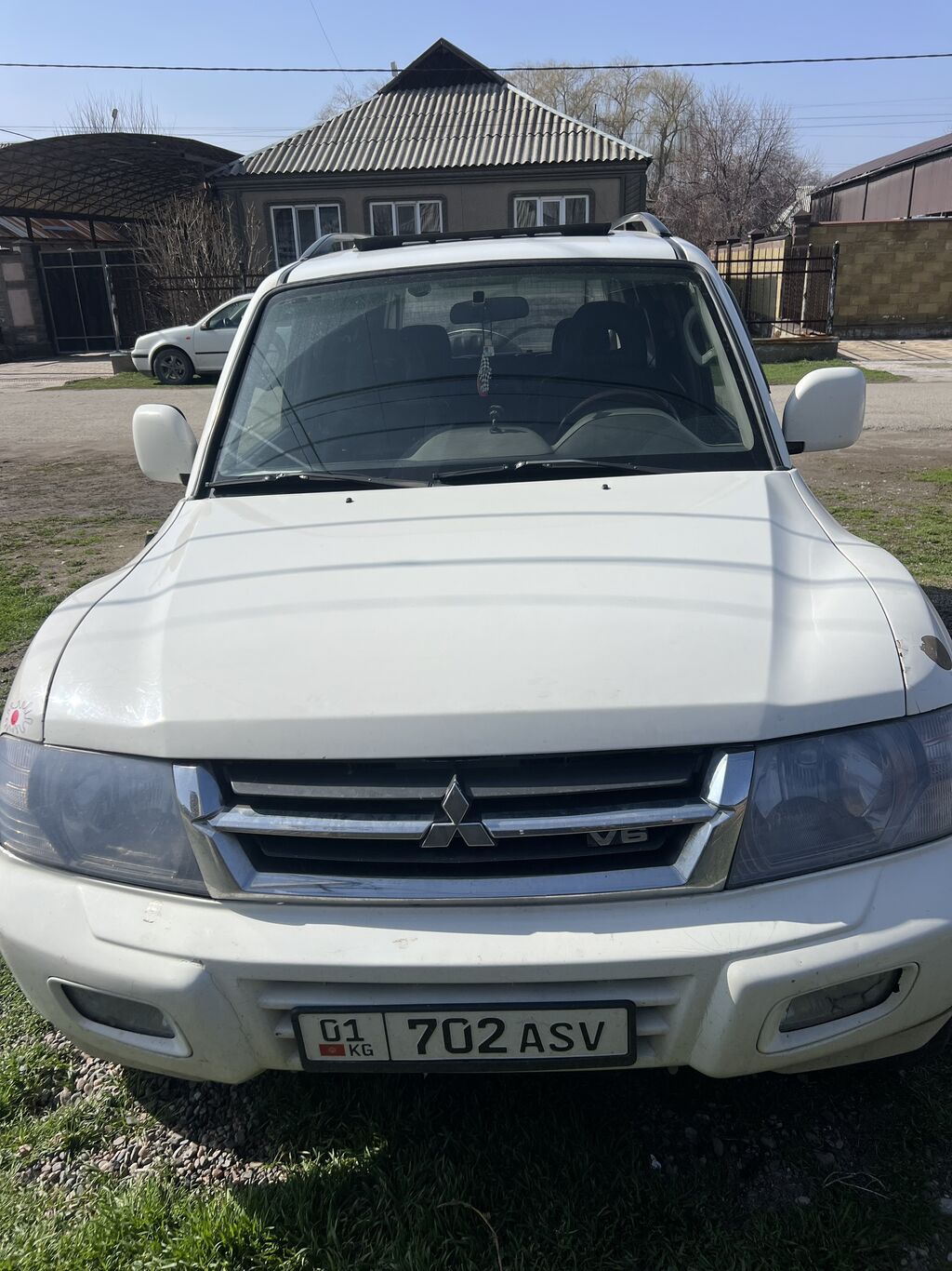 Mitsubishi Montero
