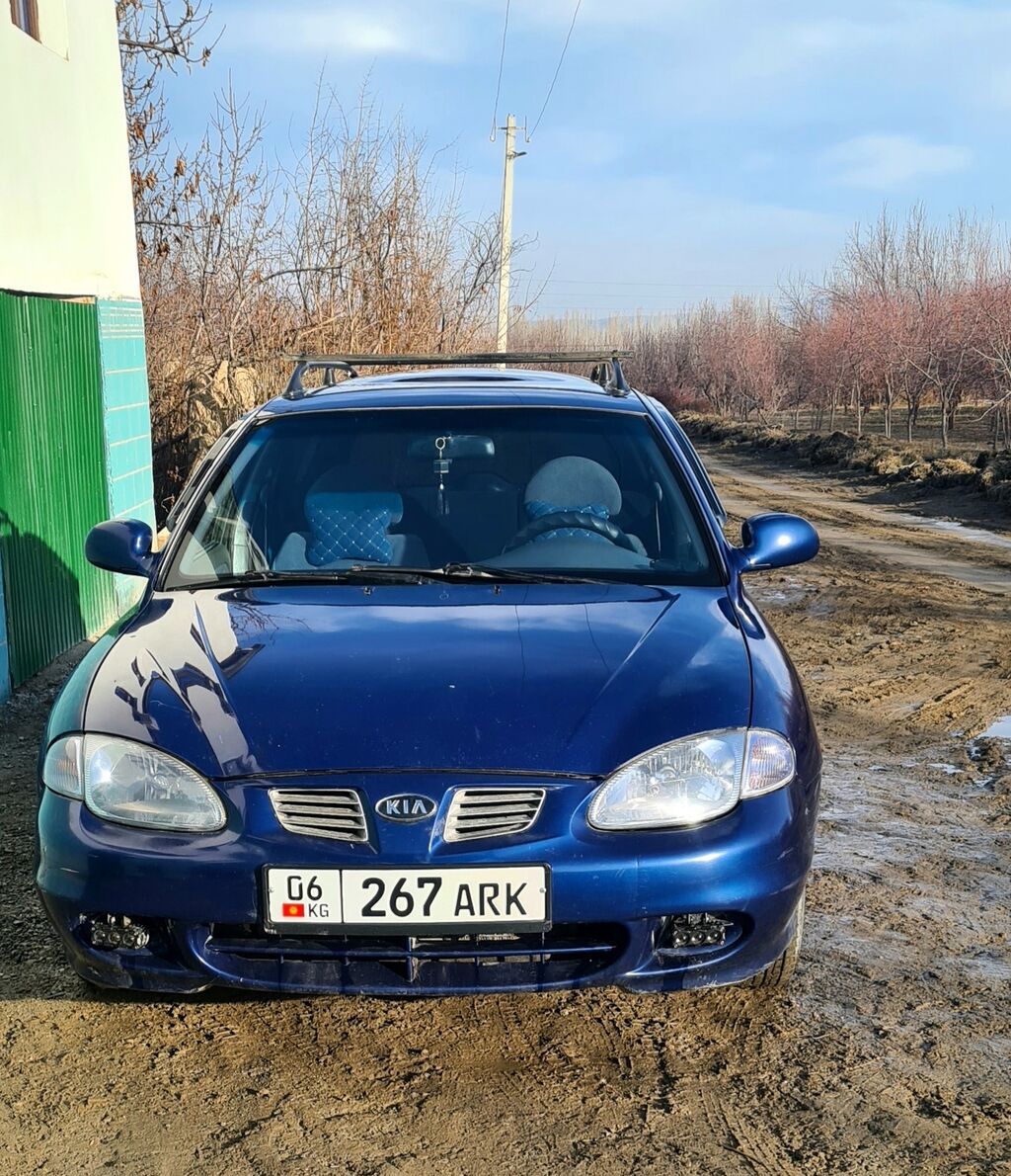 Kia Shuma